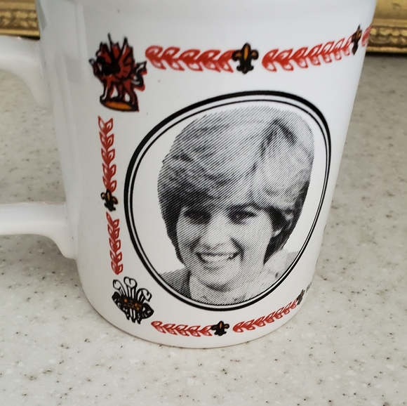 Vintage Princess Diana and Charlie mug - Picture 4 of 4